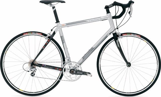 raleigh cadent 2.0 road bike