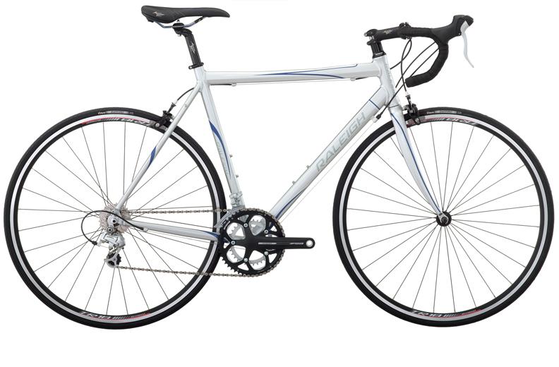 raleigh sport road bike 2010